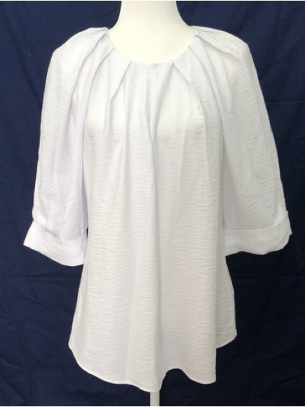 Soft Surroundings Women’s Split Neck Large Cuff Sleeve Pullover White Blouse NWT
